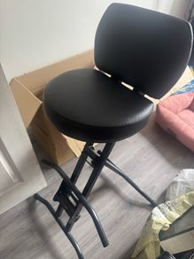 Guitar Chair