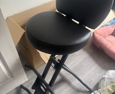 Guitar Chair
