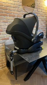 Maxi Cosi infant seat