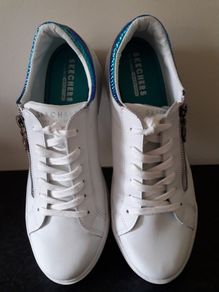 skechers - worn once