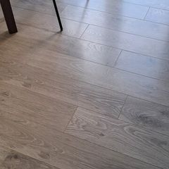 Laminate Flooring free to take away