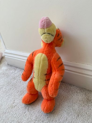 Disney Winnie The Pooh Tigger approx. 30 cm. Soft Tiger Used Please see photos