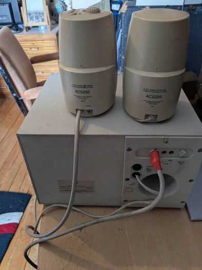 Computer speakers