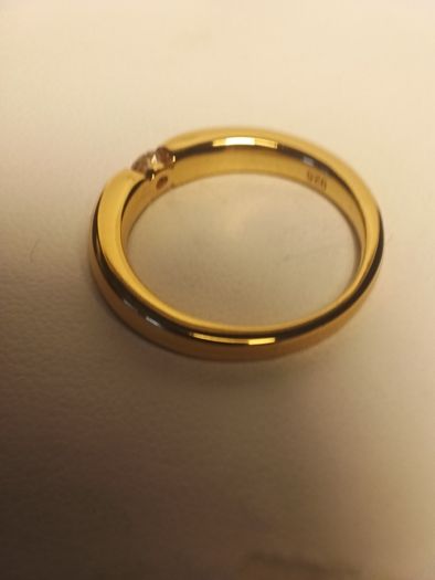 Solid Band Ring with Moissanite Gemstone