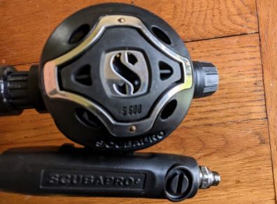 Scubapro S600 2nd Stage - Mint Condition