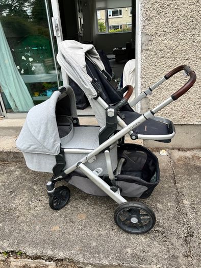 UPPAbaby Vista V2 Double Stroller Bundle: Main Seat, RumbleSeat, Bassinet, Rain Covers & Adapters