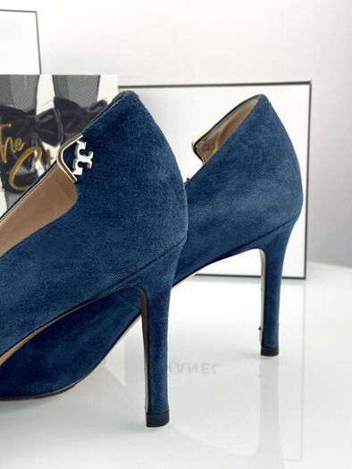 Tory Burch || Elizabeth Suede Pumps
