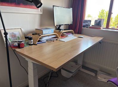 Standing desk