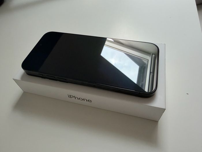 iPhone 15 Pro Max 256GB Unlocked