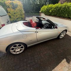 Alfa Spider 916 convertible