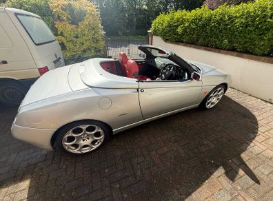 Alfa Spider 916 convertible