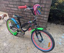 girls bicycle