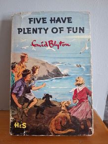 Famous Five Vintage