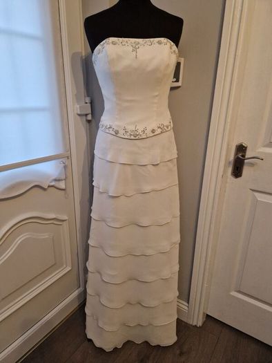 wedding dress