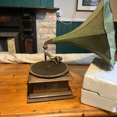 gramophone