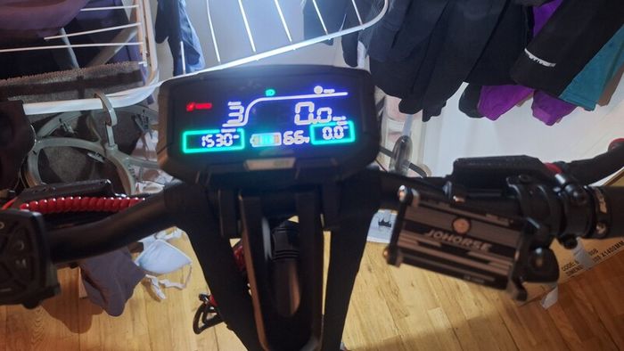 E Scooter: 2025 Inner City Grafter Dual Motor Scooter.  2400w In Dual Mode. Comes With Warranty And Original Fast Charger, + More Extras. Had Very Little Use Scooter Is Mint. Very Powerful Scooter. WOULD TRADE FOR A GOOD KUKIRIN G3 PRO OR A FRESH G2 MASTE