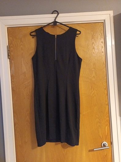 Dunnes  Stores Black Stud Ponte Dress.  S.14     B.N.W.T.
