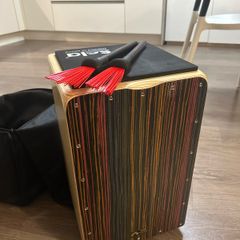Cajon club salsa + backpack Case + Vick firth cajon bru-llet