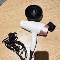 hairdryer