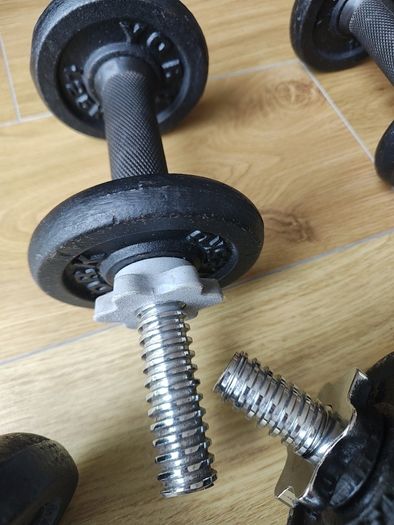 adjustable dumbbells