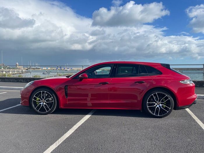 Porsche Panamera 4S E-Hybrid Sport Tourismo