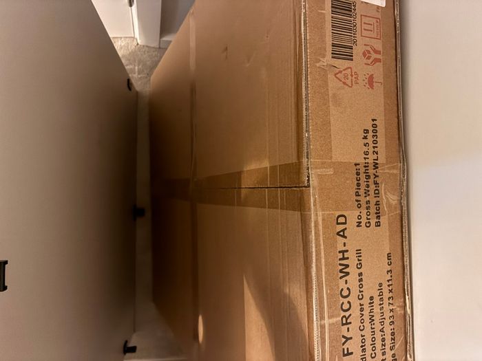 White Adjustable Radiator Cover 139 to212cm  Boxed & Unopened