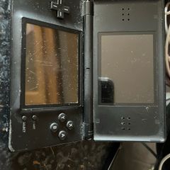 Nintendo DS lite