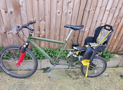 Long tail cargo bike