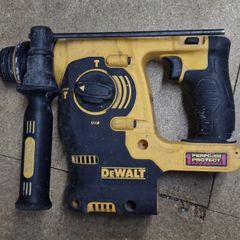 Dewalt Dch253n-xj 18v Li-ion Xr Cordless Sds Plus Drill