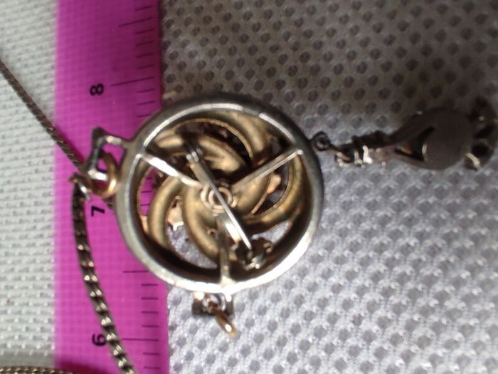 Vintage necklace/ brooch