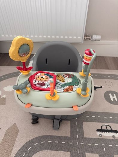 Mamas & Papas Bug 3in1 Floor Booster Seat with Activity Tray Pebble Grey