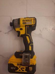 dewalt