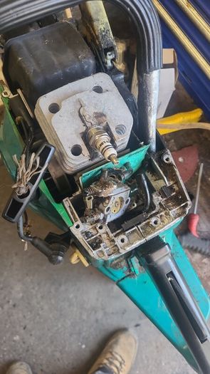 Broken lawnmowers and other tools wanted for parts. Lawnmower servicing also available!