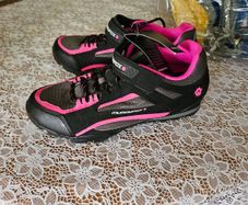 Cycling shoes