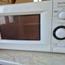 Sharp Microwave Image 4