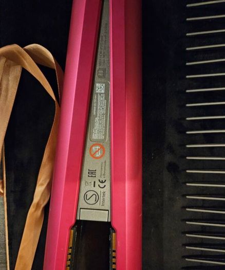 Dyson hair straightener
