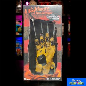 A Nightmare on Elm Street Freddy Krueger NECA Glove Prop Replica