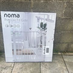 Noma pressure fit stair gate ( new in box)