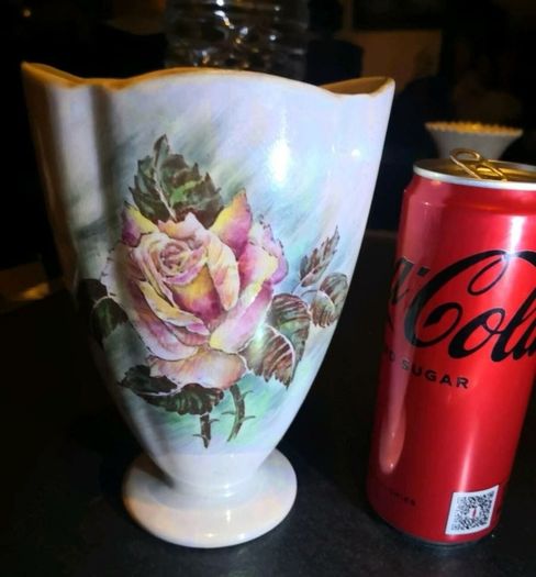 Stunning Royal Winton vase