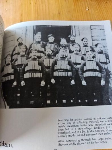 Traditional Knitting Of The British Isles.  Fisher-gansey Patterns Of Scotland And The Scottish Fleet. By Michael R. R. Pearson. Rare First Edition Paperback In Good Condition. See Photos For Same.