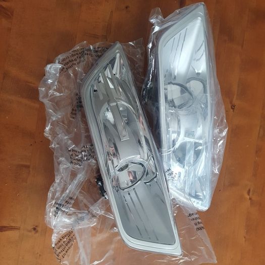 Ford Galaxy fog lights