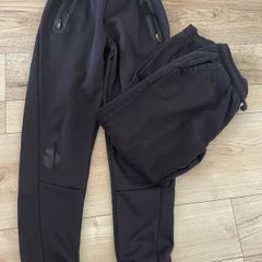 Boys tracksuit bottoms size 9/10 years old