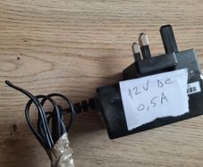 Power adapter