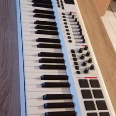 Maudio Axiom Pro 49 Note