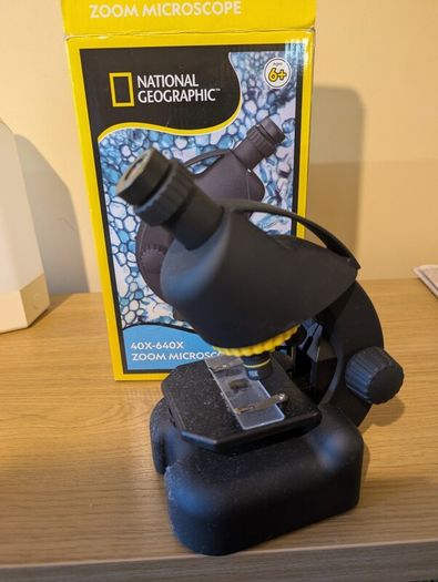 Microscope