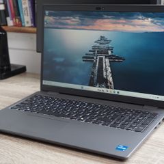 Dell Latitude 3550 15.6" | i5-1335U | 16GB | 256GB
