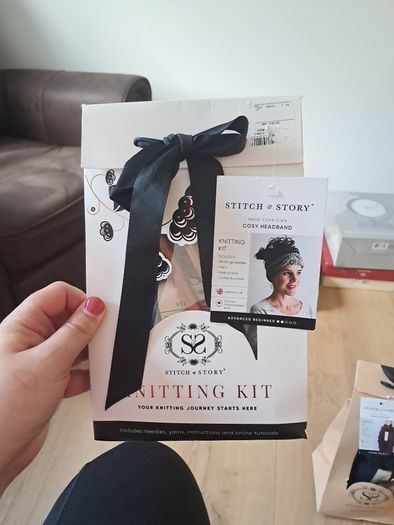 Knitting sets