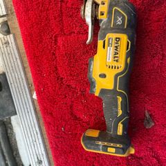 DeWalt DCS355 18V XR Brushless Oscillating Multi-Tool