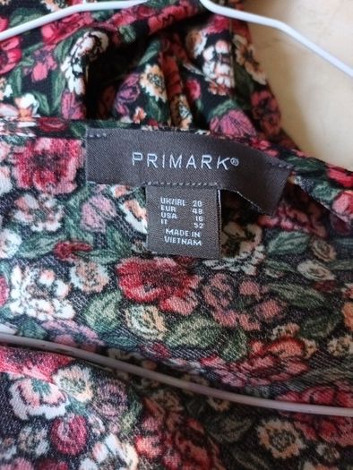 Primark  Dress.   S.20. New.  Size 20.