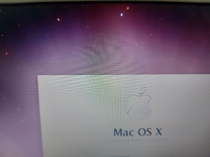 Another vinyage Apple MacBook, has an account, no Battery or charger, no 4 key missing, in very good condition otherwise